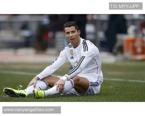 德字辉煌足球场上的传奇明星与他们的精彩瞬间